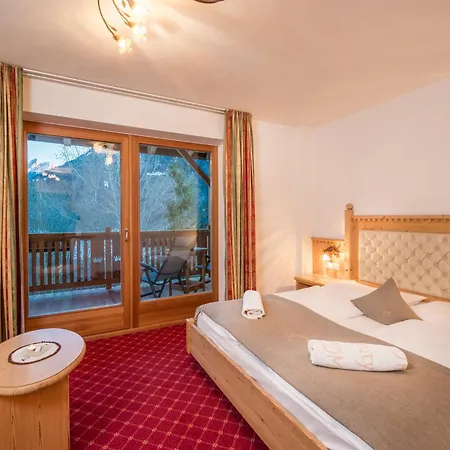 Hotel Bergschlössl-2